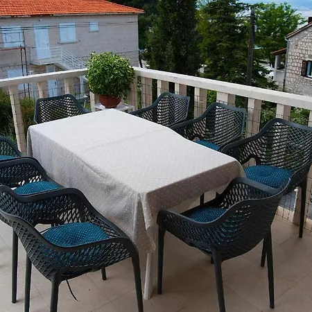 Apartment Moretino *